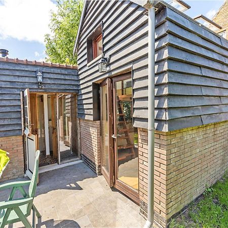 Snug Holiday Home In Nieuwvliet Bagian luar foto